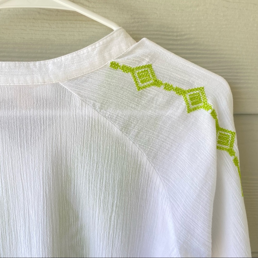 MICHAEL KORS Boho Split Neck Blouse - Picture 8 of 13